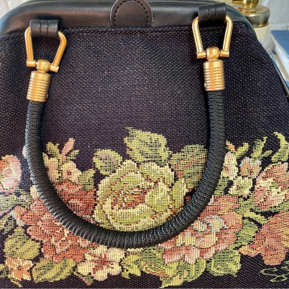 Vintage Lilac Floral Tapestry Needlepoint Bag Purse - Picture 5 of 14